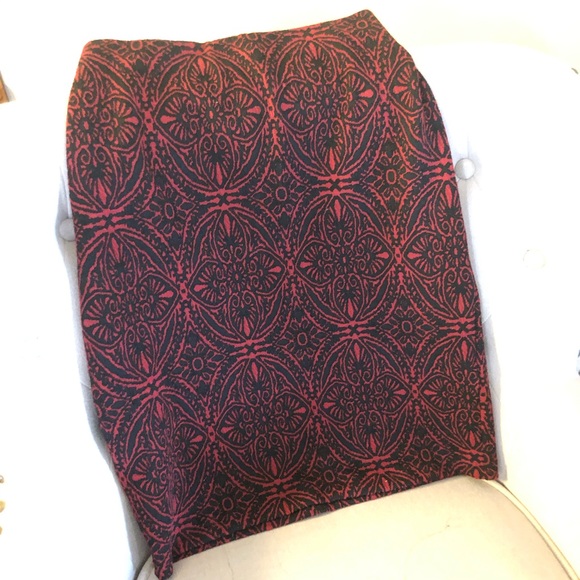 Printed Pencil Skirt - Picture 6 of 6
